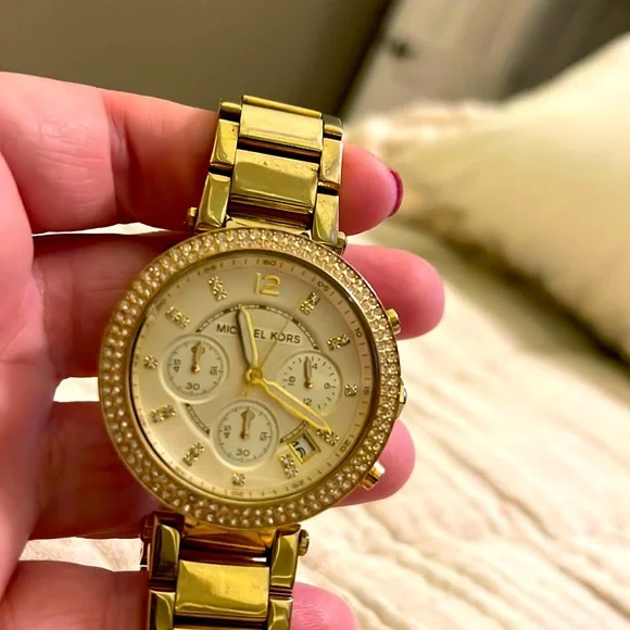 Michael Kors Collection | Accessories | Michael Kors Gold  display picture 2